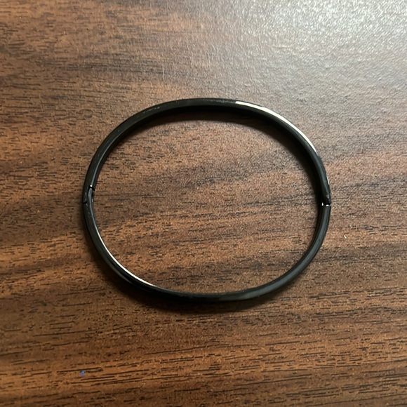 Stainless steel black bangle bracelet - Picture 3 of 4